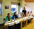 Gespräch mit Bürgerinnen und Bürgern beim ökumenischen Forum in Alt-Marzahn; Foto: Axel Hildebrandt