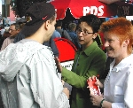 Sandra Brunner und Petra Pau beim Fest an der Panke; Foto:Axel Hildebrandt