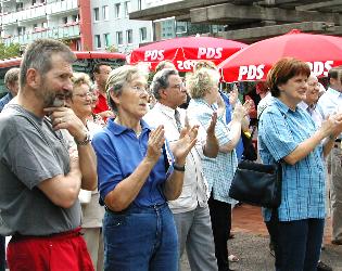 Beifall in Lichtenberg; Foto: Axel Hildebrandt