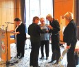 Ehrenplakette der Volkssolidarität; Foto: Axel Hildebrandt