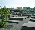 Denkmal für die ermordeten Jüdinnen und Juden Europas; Foto: Elke Brosow